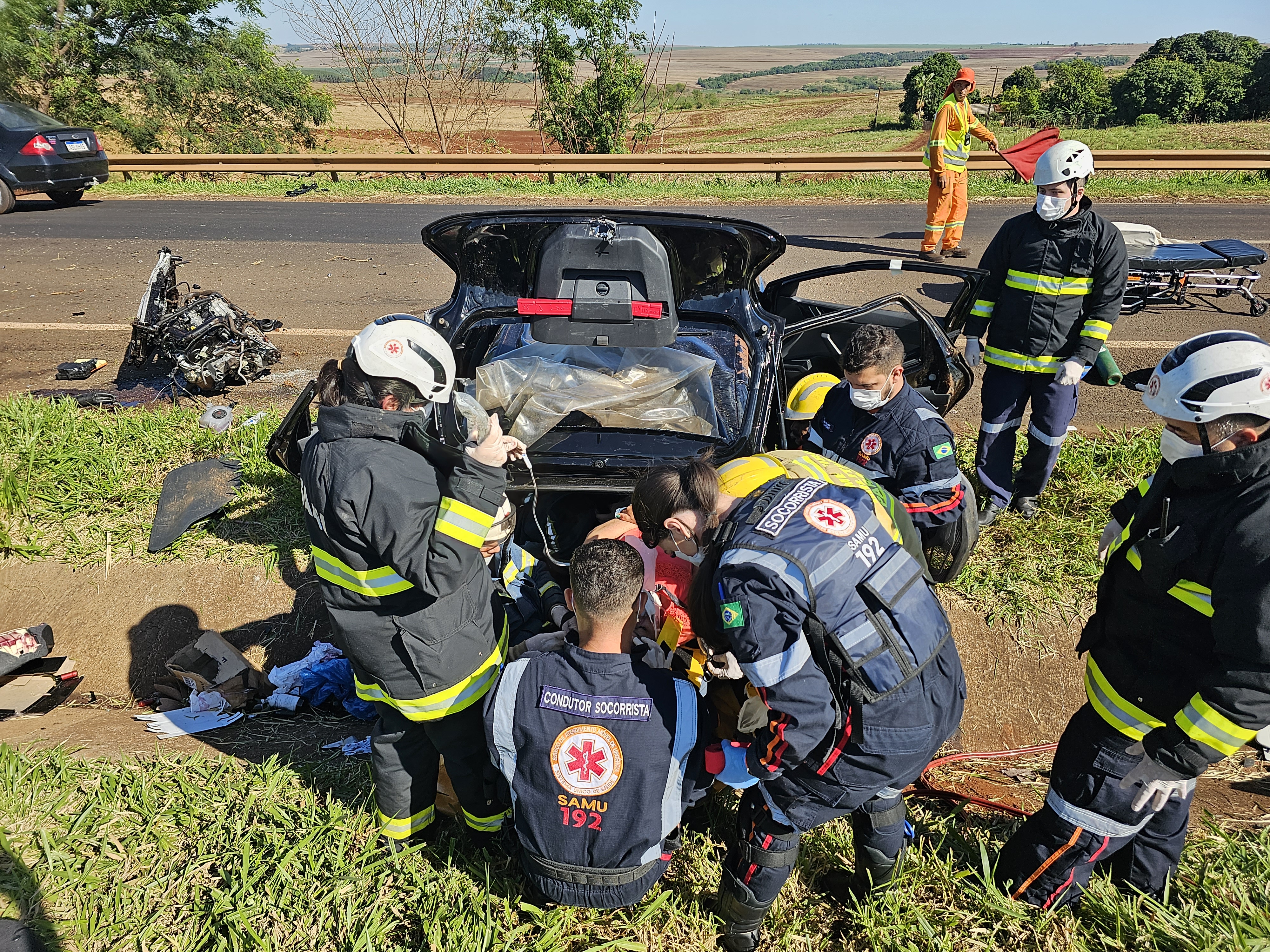 Mãe e filho que retornavam do Paraguai sofrem acidente gravíssimo na rodovia de Paiçandu