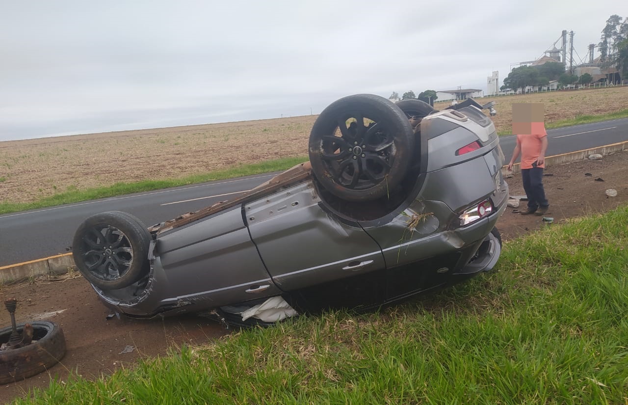 Maringaense escapa da morte ao ser fechado por outro veículo na rodovia PR-317