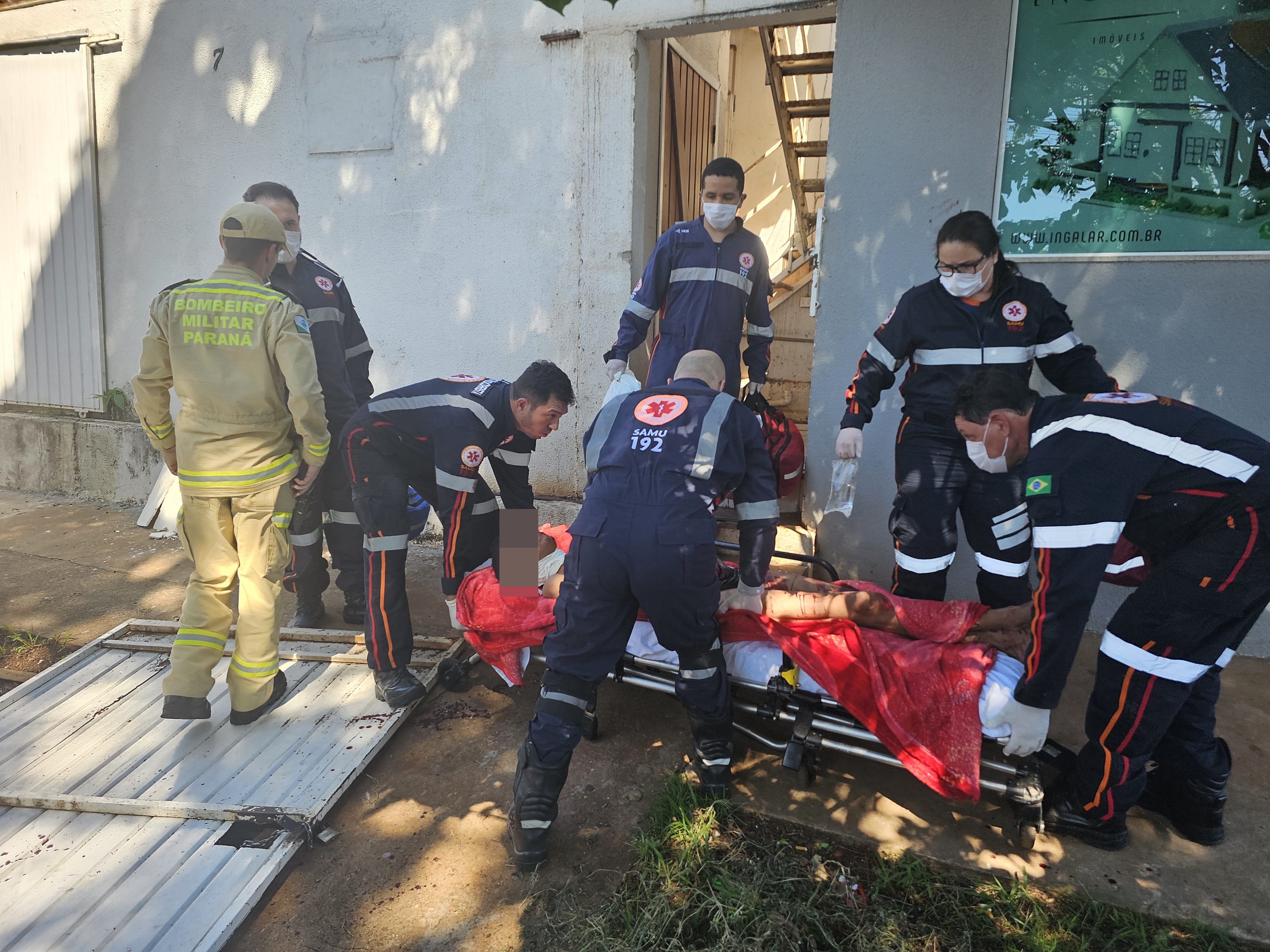 Briga entre quatro homens deixa três feridos por faca na Vila Esperança