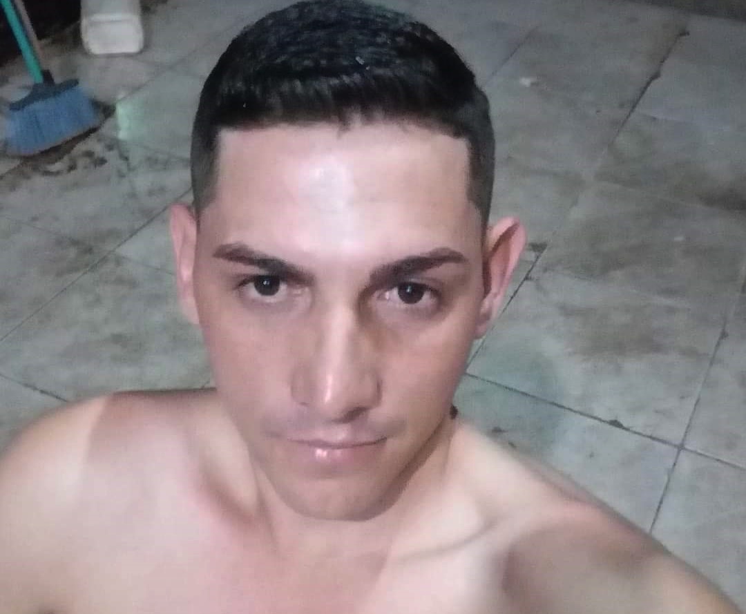 Homem que fazia filho refém em Sarandi é morto pela Guarda Municipal (IMAGENS FORTES)