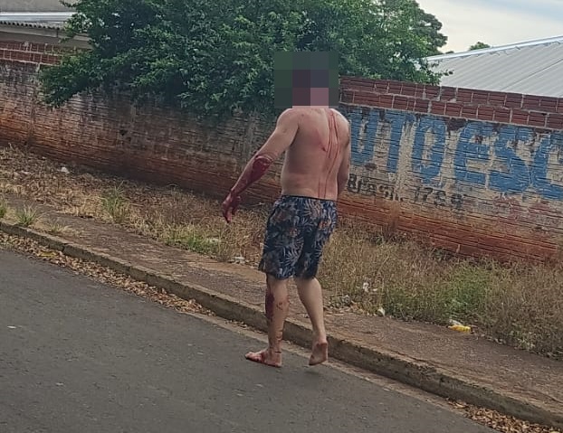 Homem que praticou atos obscenos contra uma criança é espancado após ser localizado em seu bairro