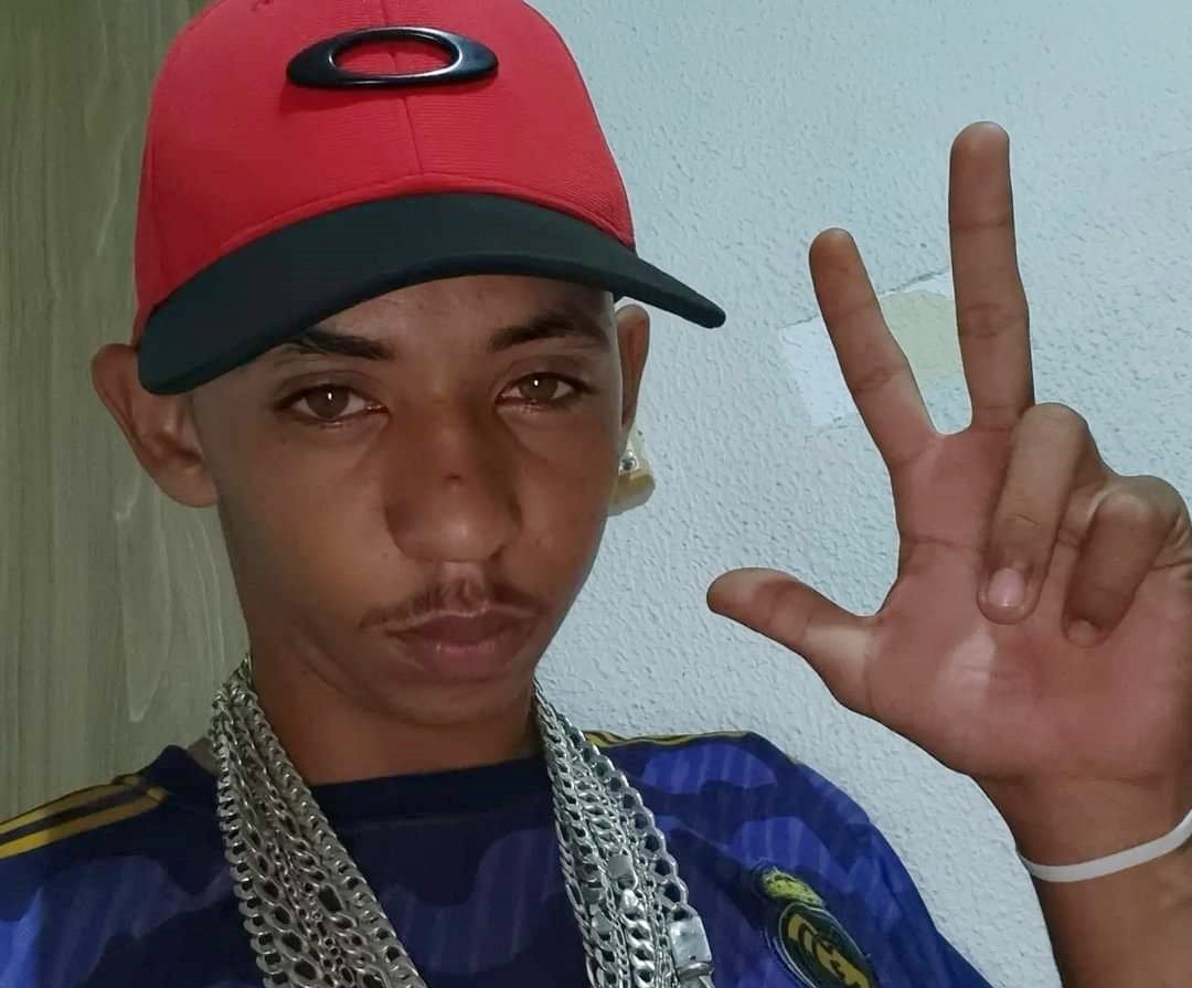 Jovem de 18 anos morre em Sarandi após ser baleado a poucos metros de sua casa