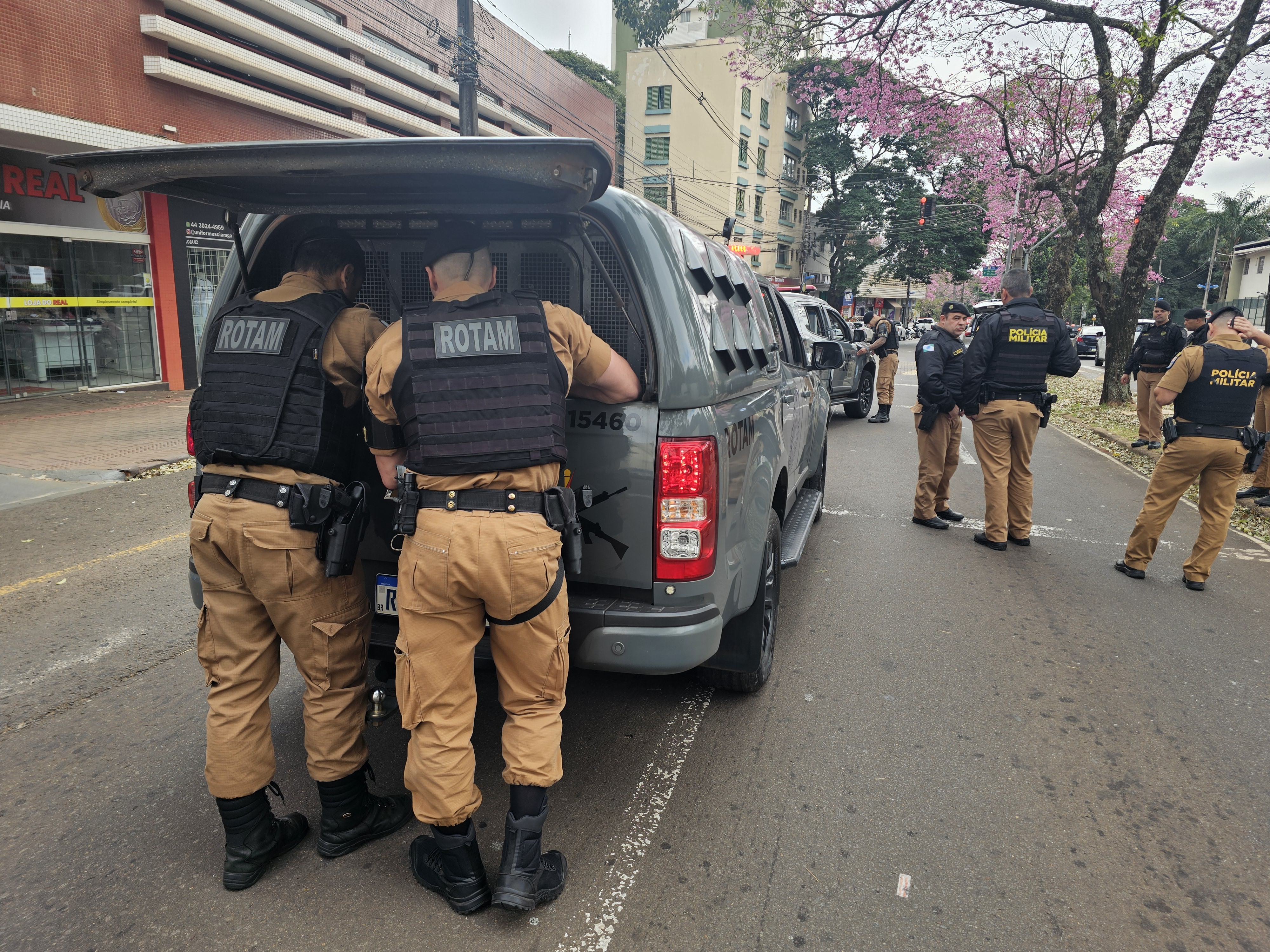 Homem é preso com camionete furtada em Maringá