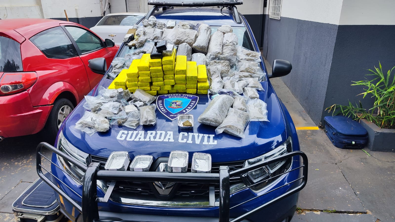 Mulher é presa com quase 1 milhão de drogas em Sarandi