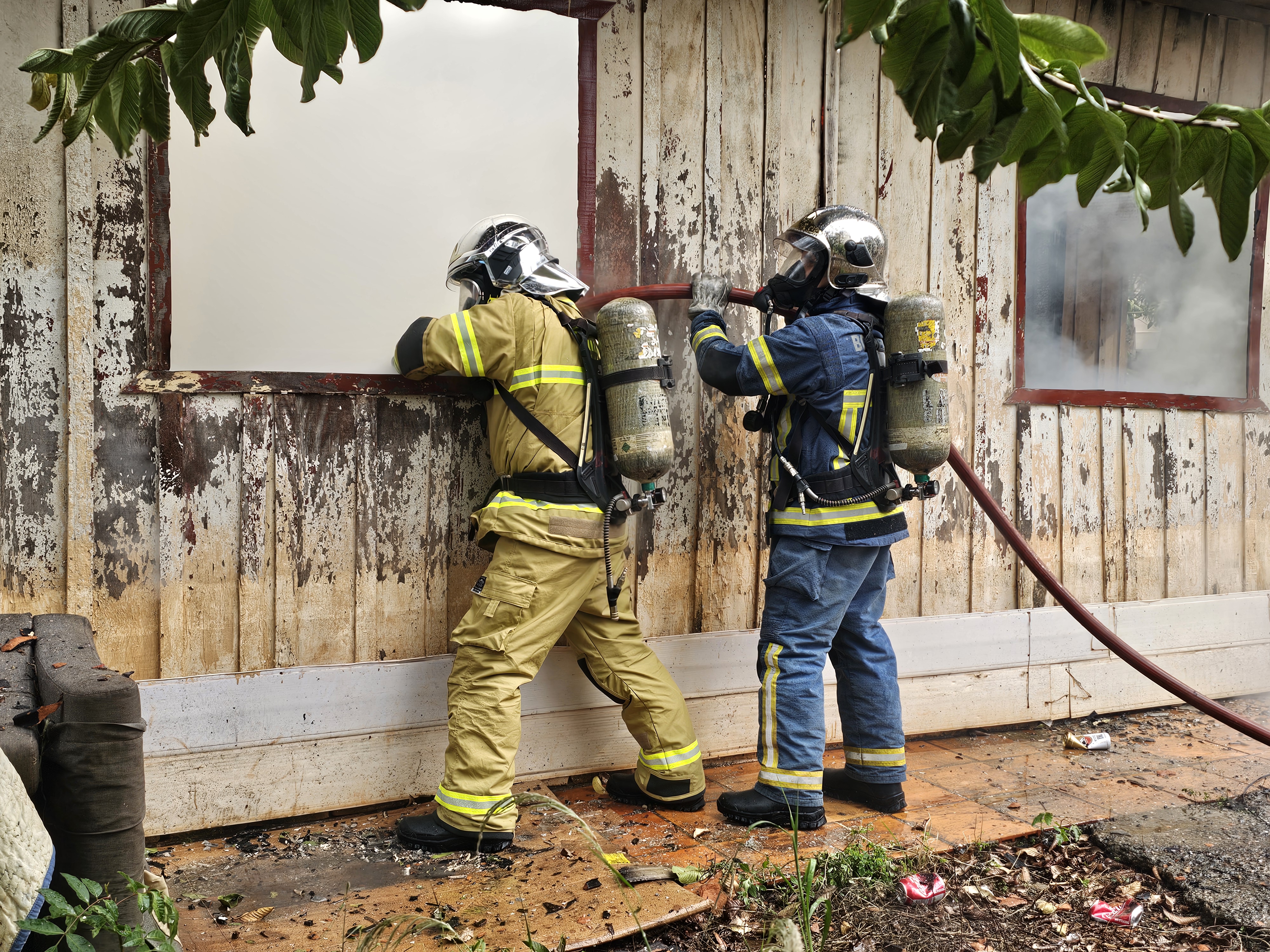 Corpo de Bombeiros localiza corpo de mulher durante atendimento de incêndio em residência